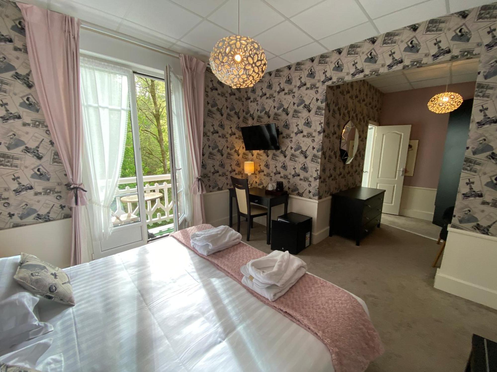 Brit Hotel & Spa Le Roc Au Chien Bagnoles de l'Orne Normandie Exterior foto